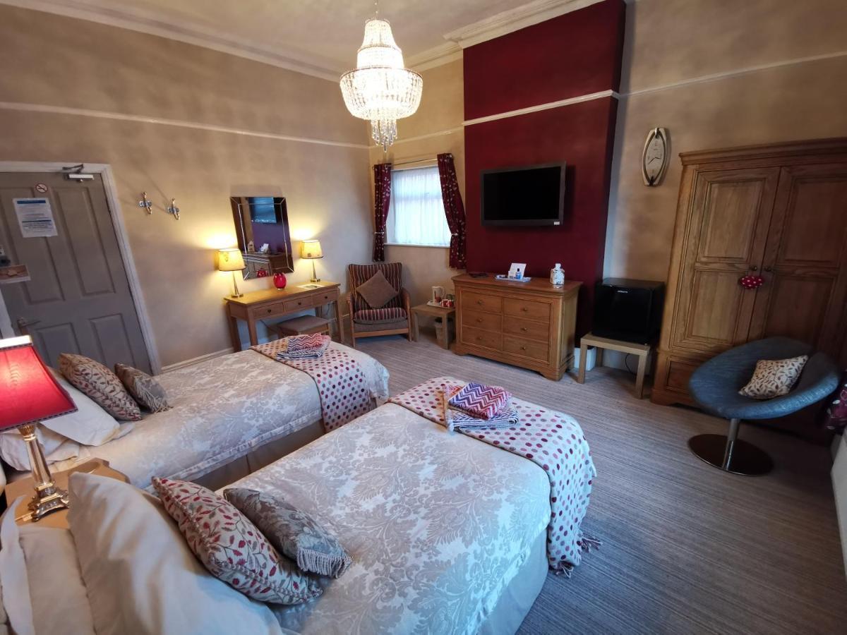 Vale House Bed and Breakfast Southport Eksteriør billede